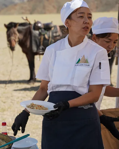 Adi, Cook