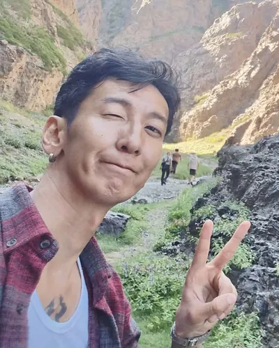 Munkhanairamdal, Tour Guide